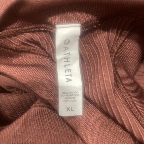 Athleta tank - Picture 6 of 7